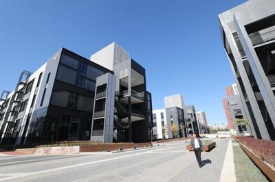 海淀區(qū)舊天壇家具廠華麗轉(zhuǎn)身，智能辦公新地標(biāo)“金隅·智造工廠”崛起