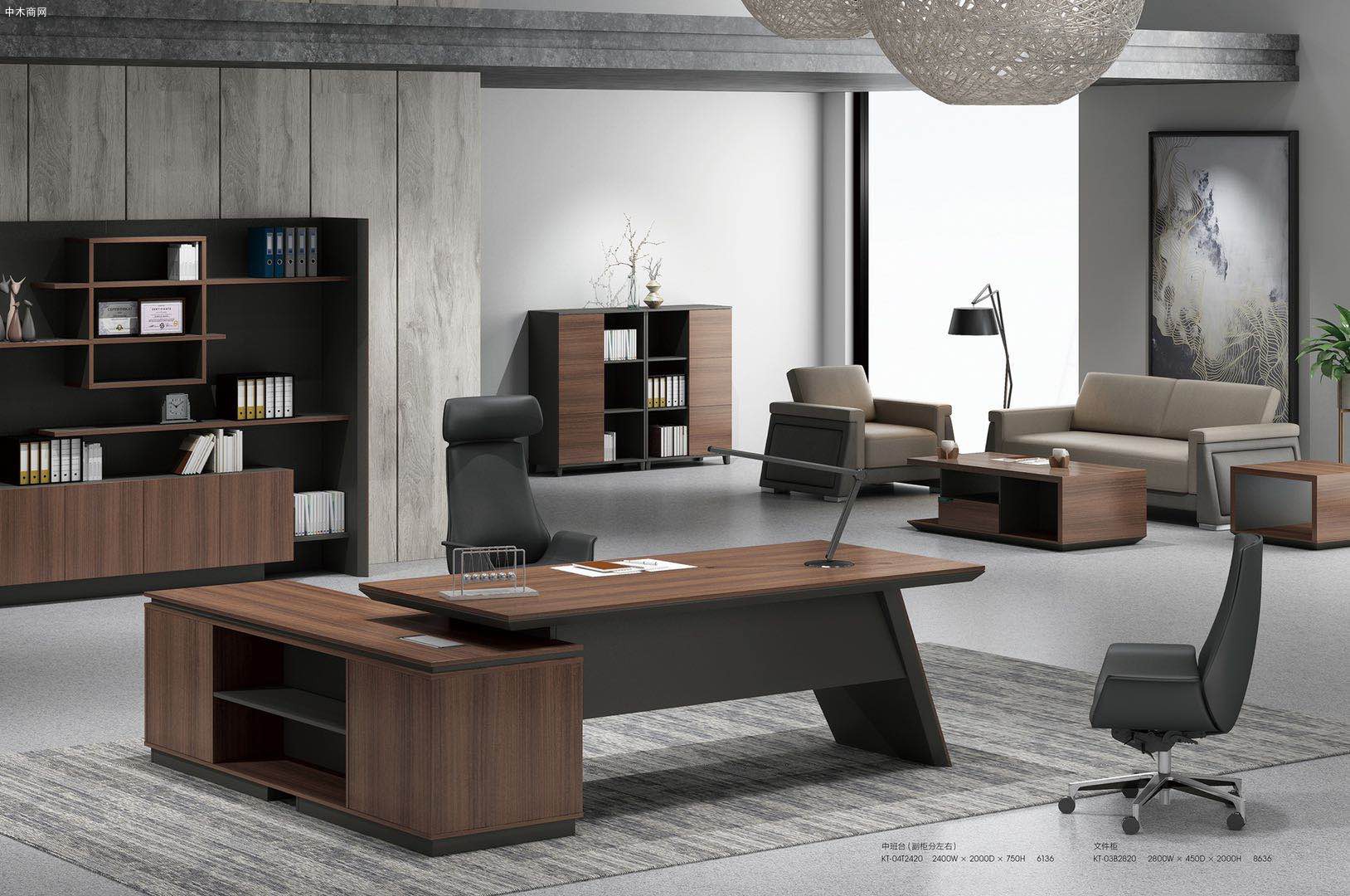 贛州市委書記率團赴國機集團洽談鋼木家具產(chǎn)業(yè)合作 共謀區(qū)域產(chǎn)業(yè)升級新篇章